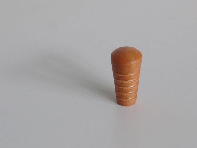 T_ BÚTORFOGANTYÚ S637A-20 ÁTM:20 CSERESZNYE 0