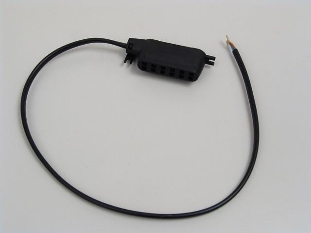 VILÁGÍTÁSTECHNIKAI KIEGÉSZÍTŐ ELOSZTÓ MINI-D mini AMP-vel, L=450mm FEKETE 0