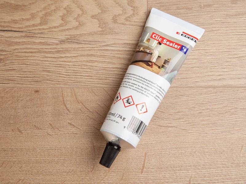 EGGER RÉSTÖMÍTŐ TUBUSOS LAM.PADLÓHOZ AQUA+ CLIC SEALER 70 GR. 0