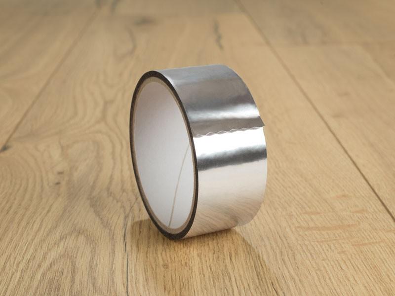 EGGER PÁRAZÁRÓ RAGASZTÓSZALAG BOPP ALUMÍNIUM BEVONATTAL 50M /50MM 0