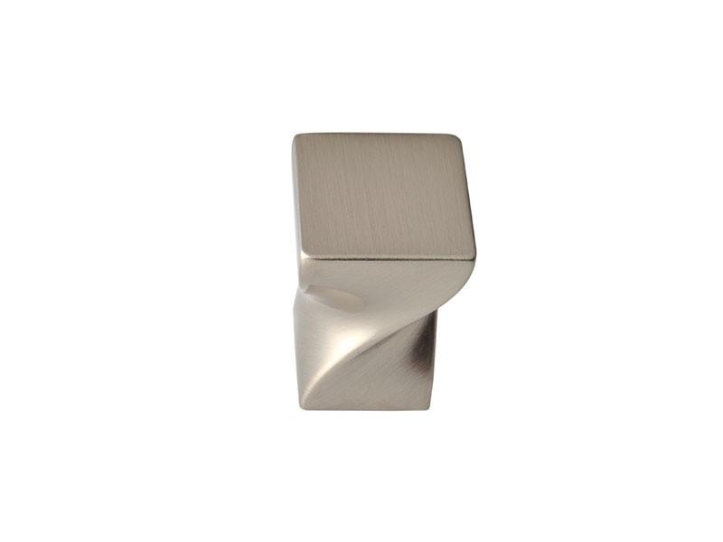 BÚTORFOGANTYÚ ART 145 GOMB 20x20x30 mm NIKKEL 0