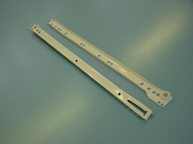 GÖRGŐS FIÓKCSÚSZÓ ART 4500 ÖNBEHÚZÓS 400 mm TEHERB: 25 kg FEHÉR 0