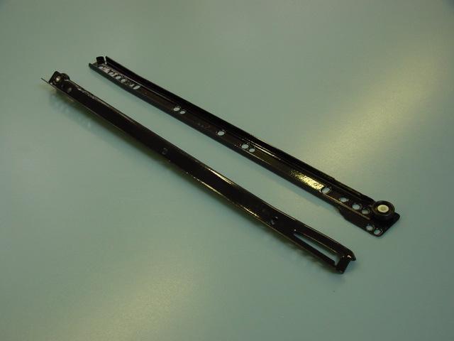 GÖRGŐS FIÓKCSÚSZÓ ART 4500 ÖNBEHÚZÓS 450 mm TEHERB: 25 kg FEKETE 0