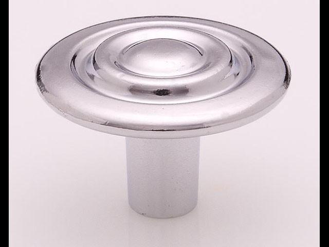 BÚTORFOGANTYÚ 920-28 GOMB KRÓM 0