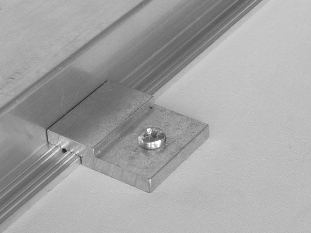 T_ MUNKALAP ÉLPROFIL RÖGZITÖFÜL . MATT ALUMÍNIUM 0