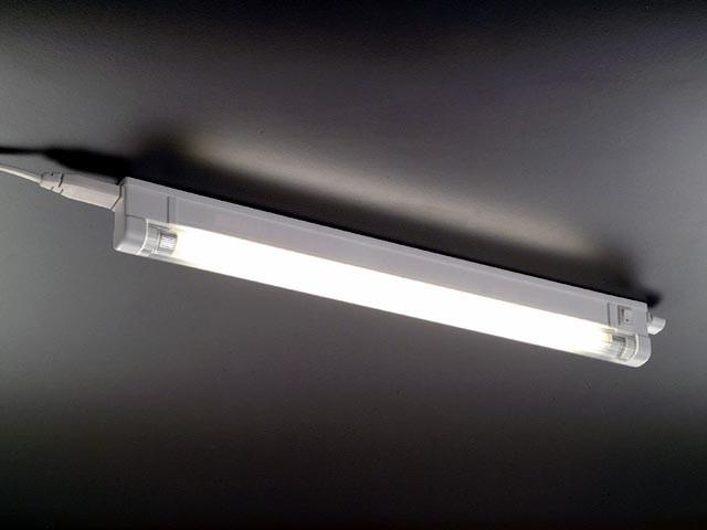 T_ FÉNYCSÖVES VILÁGÍTÁS FLATTY-PL fénycsöves lámpa 12 W, 420mm FEHÉR 0