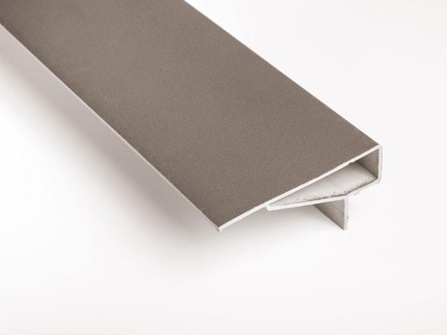 T_ REDŐNY RENDSZER 7963 FELSŐ TAKARÓ PROFIL 70x30mm 2,6m PEZSGŐ 0